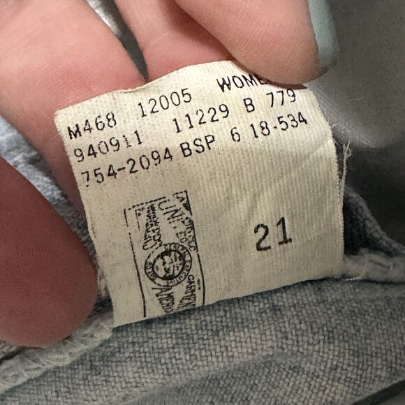 LL Bean Womens Jeans 14 Relaxed Faded Denim Deadstock? Tapered High Rise NWOT - Picture 11 of 11